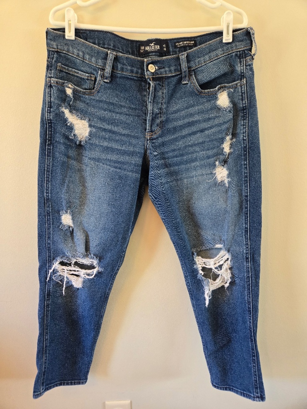 Hollister Distressed Low Rise Crop Boyfriend Jeans